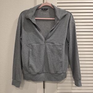 Pretty Garden Gray Quarter-Zip Ribbed Sweater Set